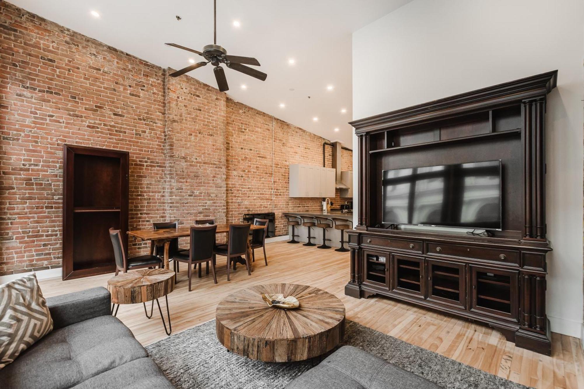 Elegant 3 Bedroom Apartment In Old Port - 302 มอนทรีอัล ภายนอก รูปภาพ