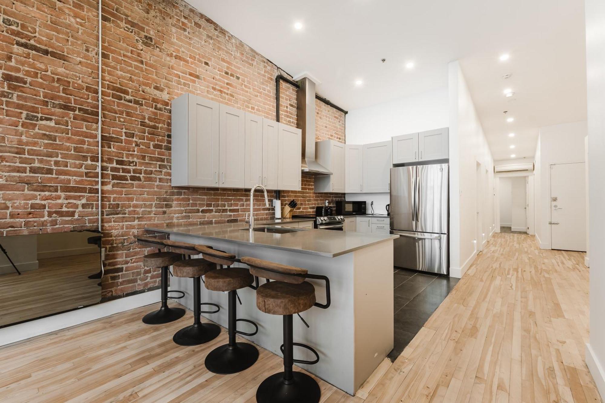 Elegant 3 Bedroom Apartment In Old Port - 302 มอนทรีอัล ภายนอก รูปภาพ